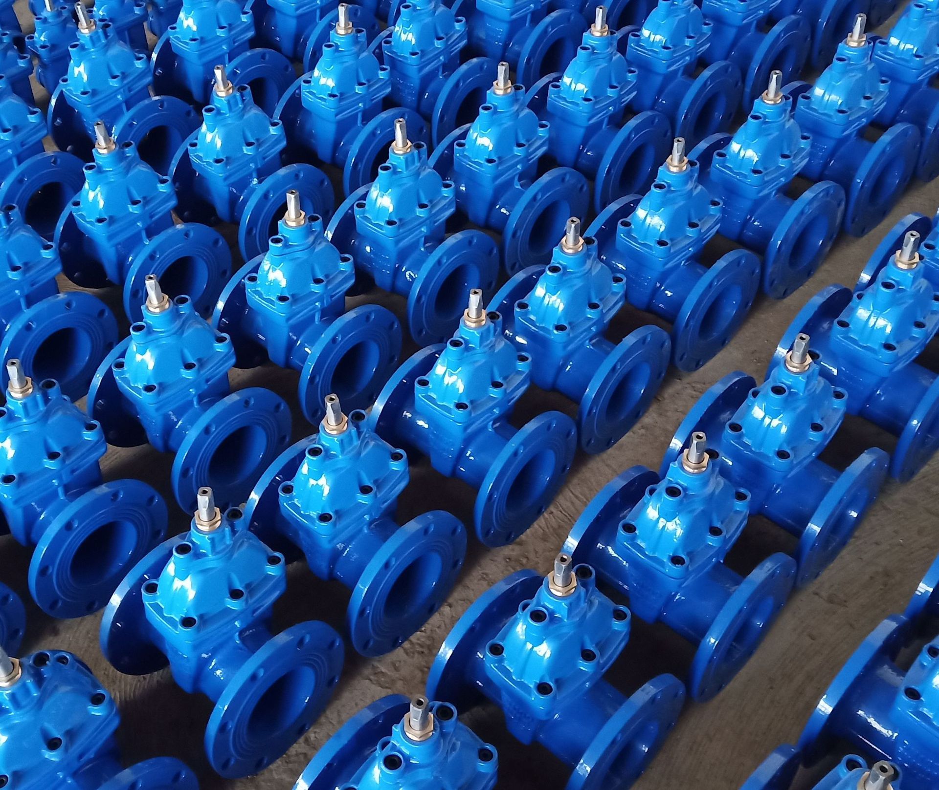 通球阀不锈钢球阀_铸铁球阀和铸钢球阀_球阀类型